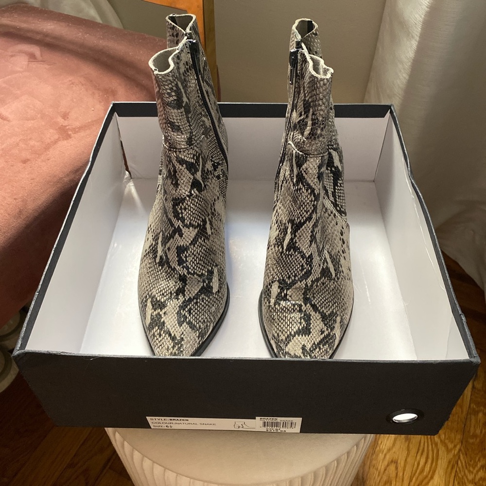 brazen bootie tony bianco